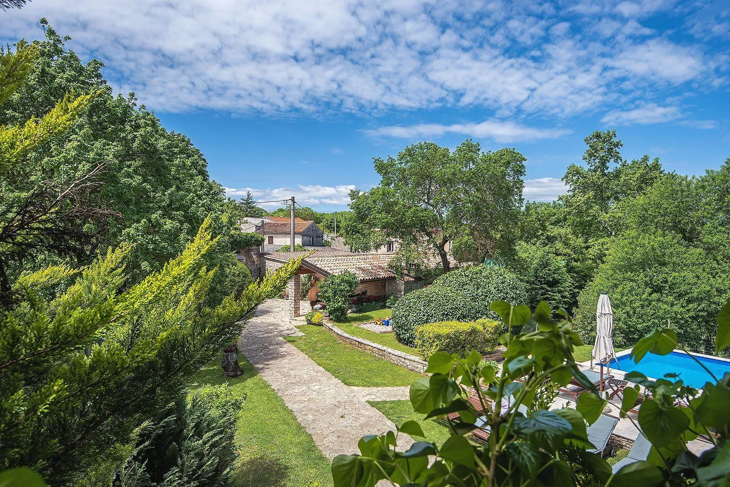 Vakantiehuis Sonnige Villa Mit Privatem Pool, Wlan, Klima, Garten Und Grill Gradisce